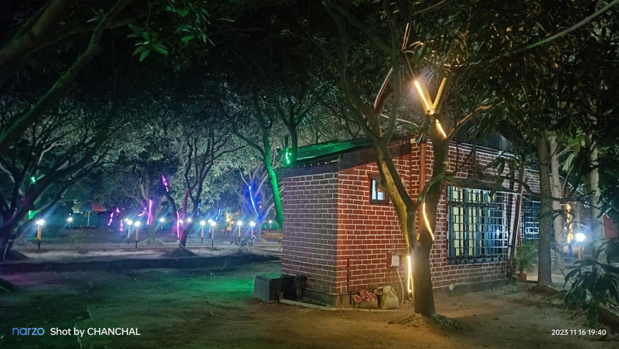 Modhubon Agro Tourism Hotel Bolpur Exterior photo
